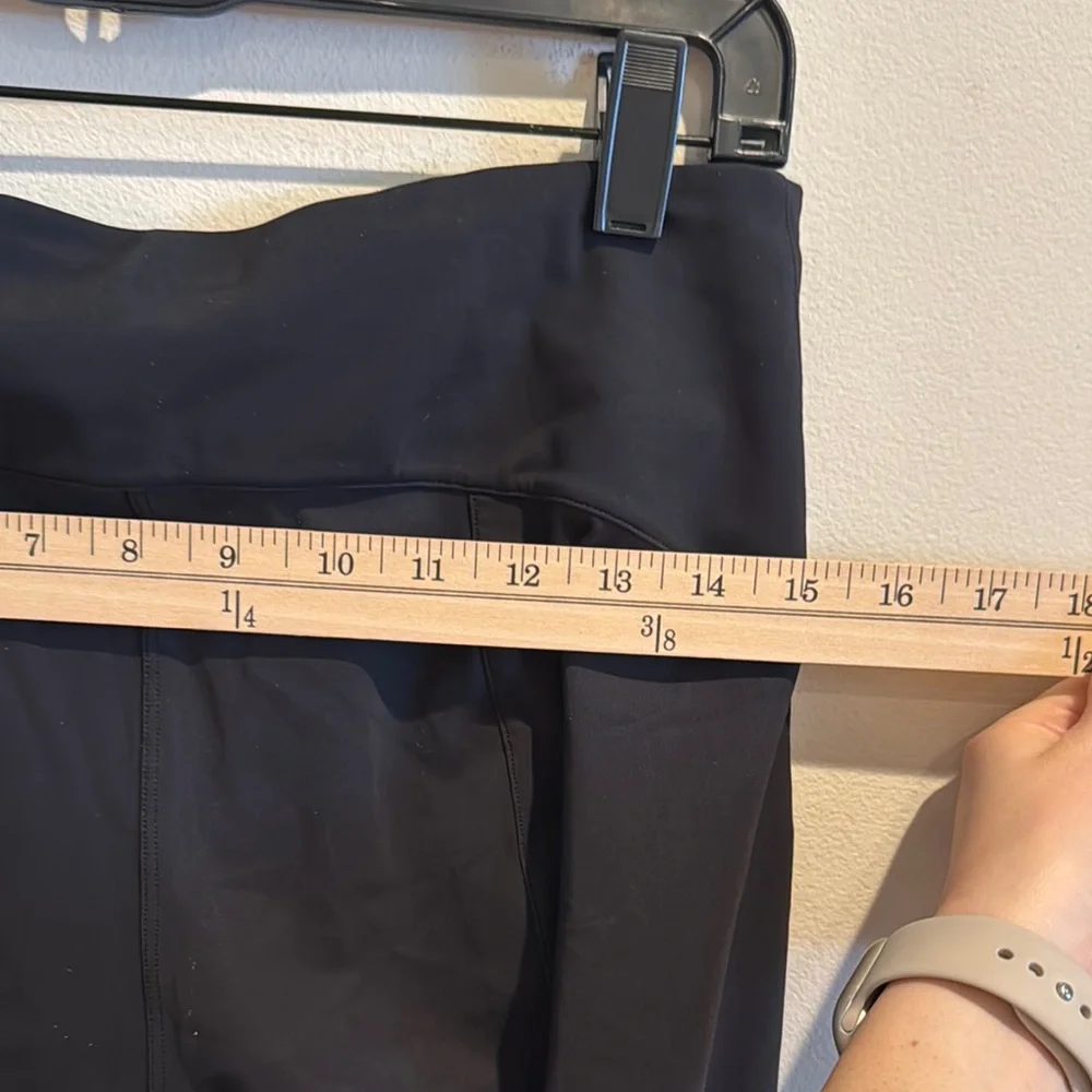 Lululemon Athletica Black Leggings Slacks Dress Size‎ 10